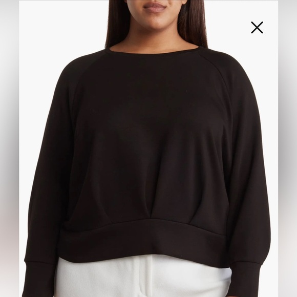 T Tahari Brand new Plus Size Elegant Black Crew Neck Sweater - Picture 10 of 11